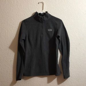 Northface Grey Fleece 1/4 Zip Pullover.